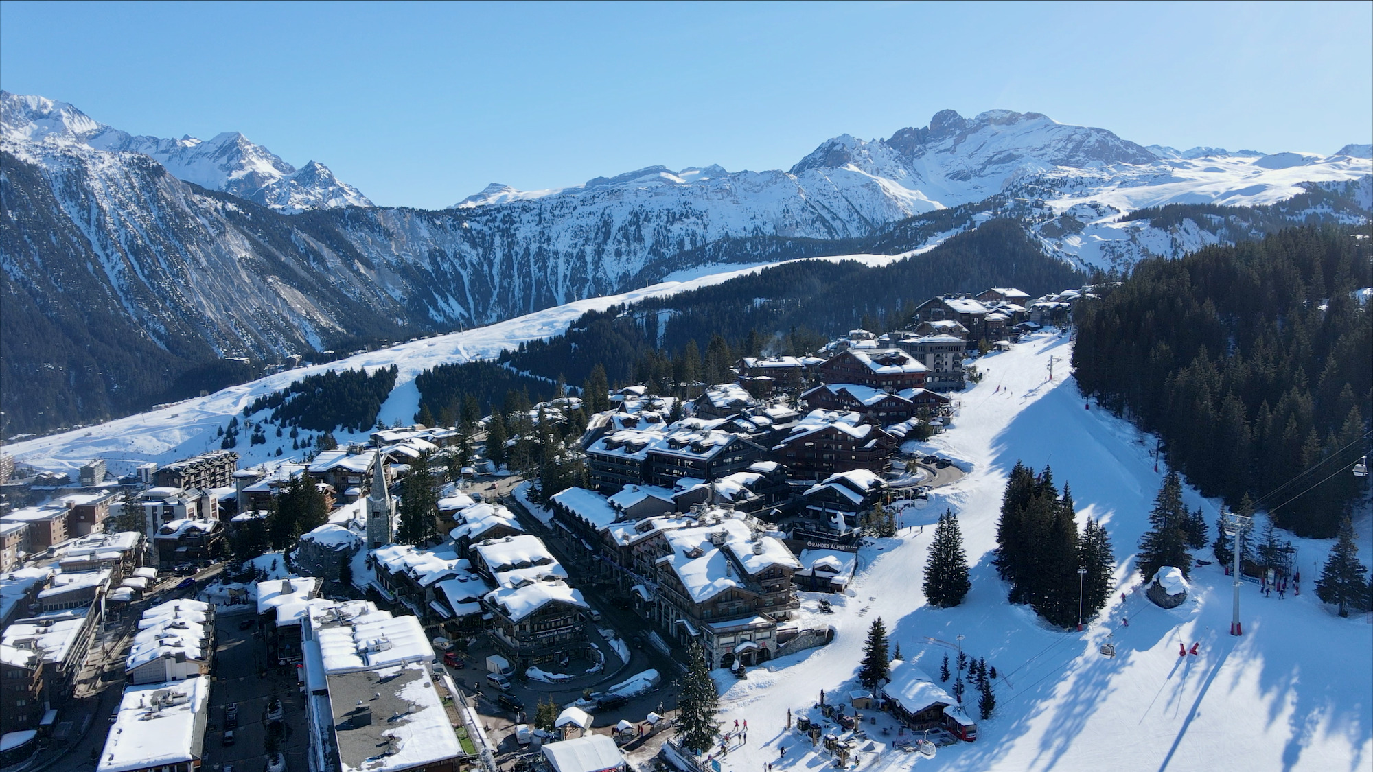 Ski Holiday in Courchevel 1850 - Why is this French ski resort so