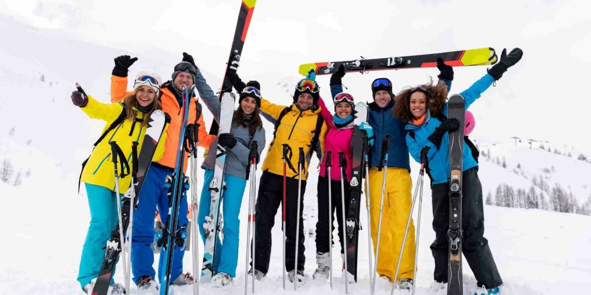 Les Petits Montagnards Ski Clothing Hire & Accessories