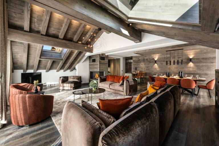 5 Star Falcon Lodge 4 Bedroomapartment Méribel 2