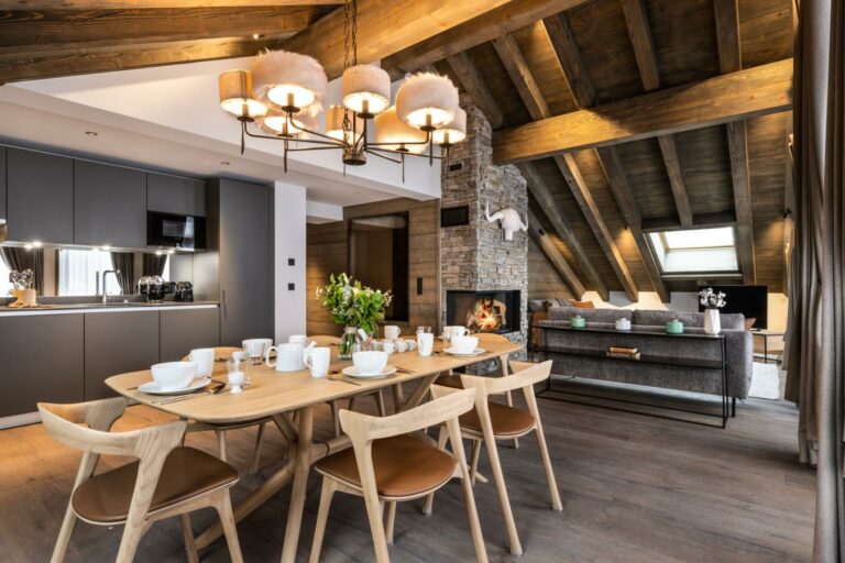 5 Star Falcon Lodge 3 Bedroom Apartment B30 Méribel 11